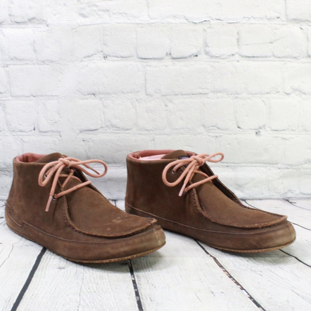 PATAGONIA Lace Up Ankle Chukka Style Boots Size 9 - Picture 3 of 9